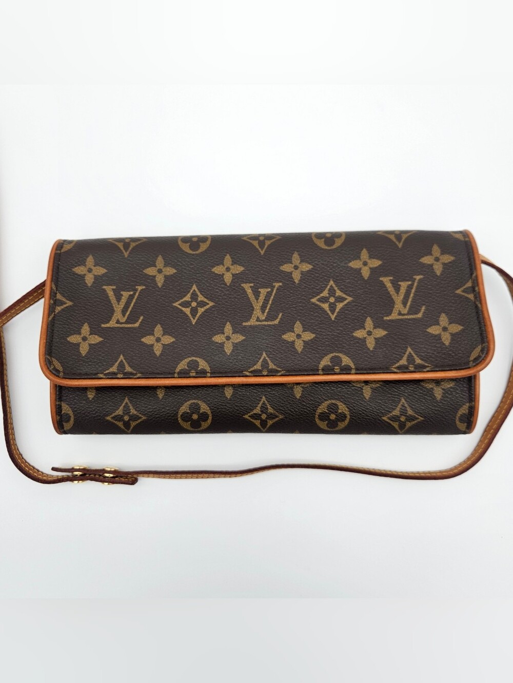 Authentic Louis Vuitton Pochette Twin GM #4361M